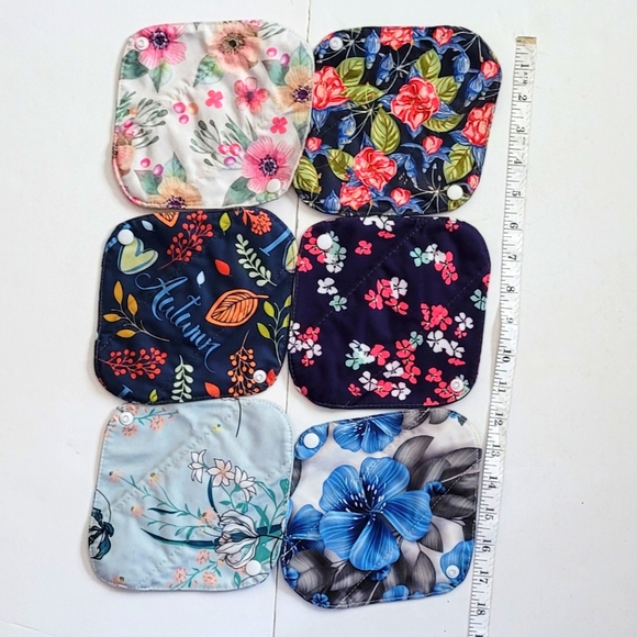 NWOT Reusable Period pad liners - Picture 8 of 10